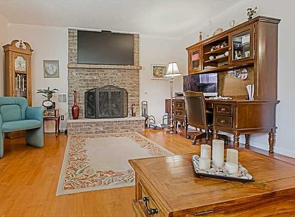 5th image of 2334 Sea Palm Dr