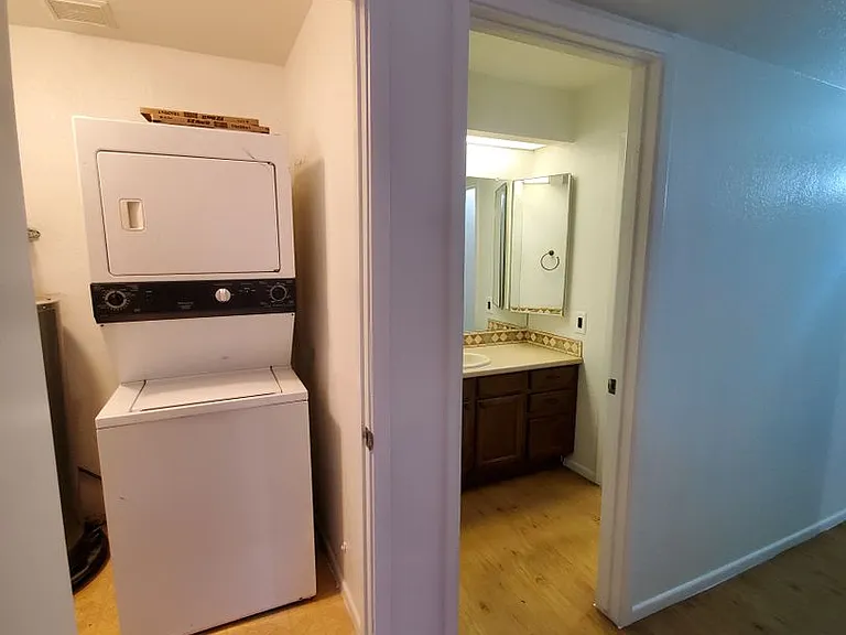 839 S Westwood St #180 — Photo 16