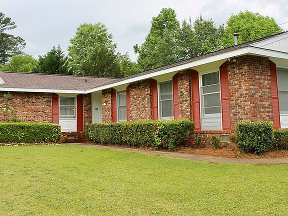 2nd image of 215 Wellington Dr