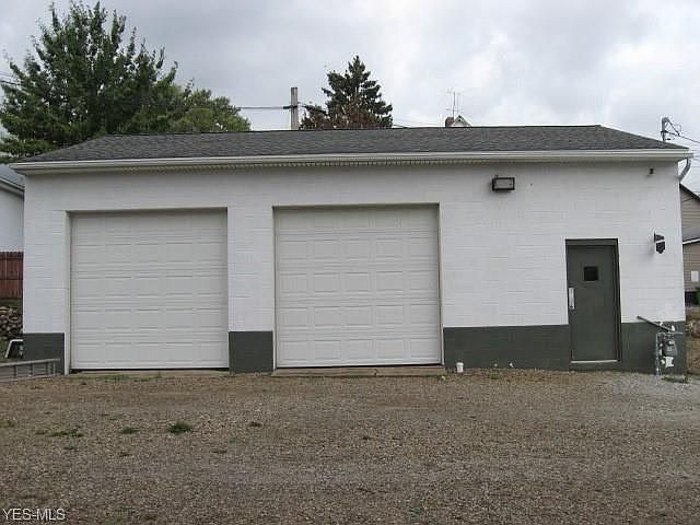 1st image of 842 Ashland Ct