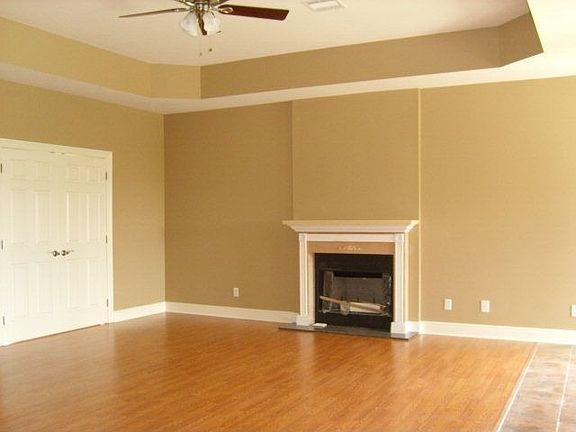 3rd image of 301 Inglewood Way