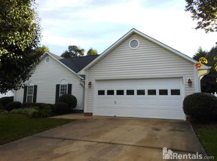 316 N Autumn Crest Pl, Taylors, SC 29687