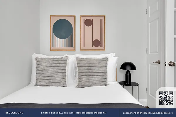 Rented by The Blueground | media 9