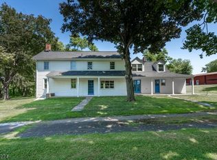 129 Linvale Rd, Ringoes, NJ 08551