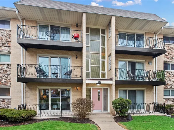 6875 N Northwest Hwy APT 1C, Chicago, IL 60631
