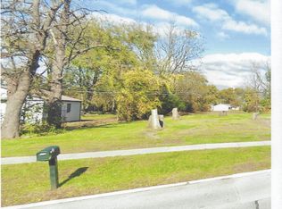 33152 W Ann Arbor Trl, Westland, MI