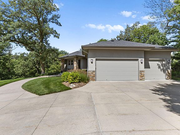3rd image of 10238 N 29th Ct