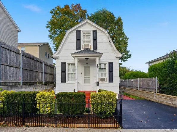 65 Bedford Avenue, Westbury, NY 11590