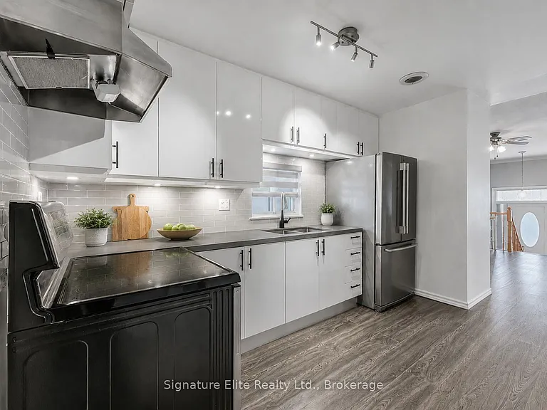 44 Westbourne Ave — Photo 10