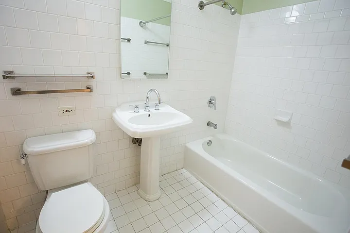 5535 S. Kimbark Avenue — Photo 20
