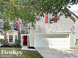 5718 Parkstone Dr, Matthews, NC 28104