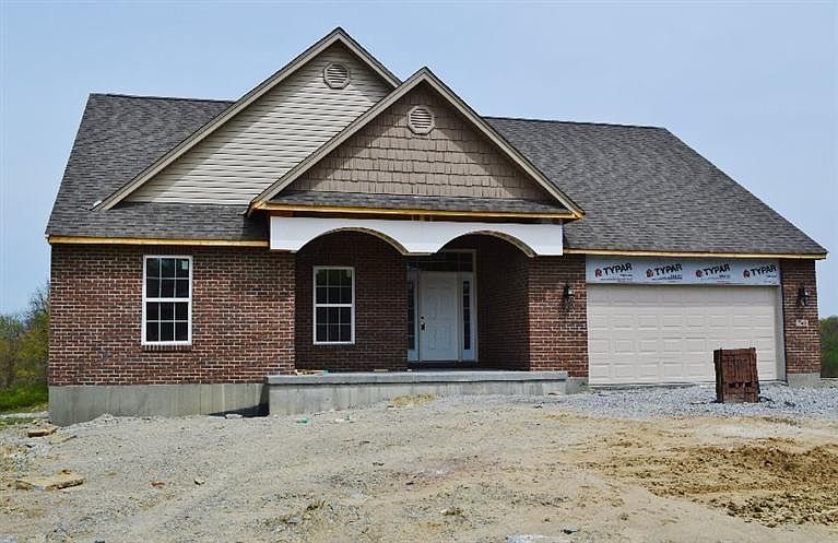 1st image of 746 Morning Glory Dr