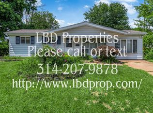 8337 Richwood Ln, Hazelwood, MO 63042