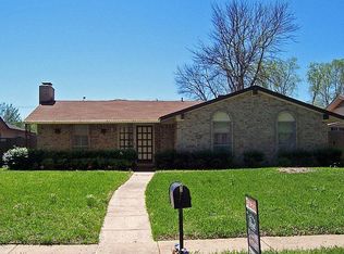 1026 Delores Dr, Garland, TX 75040