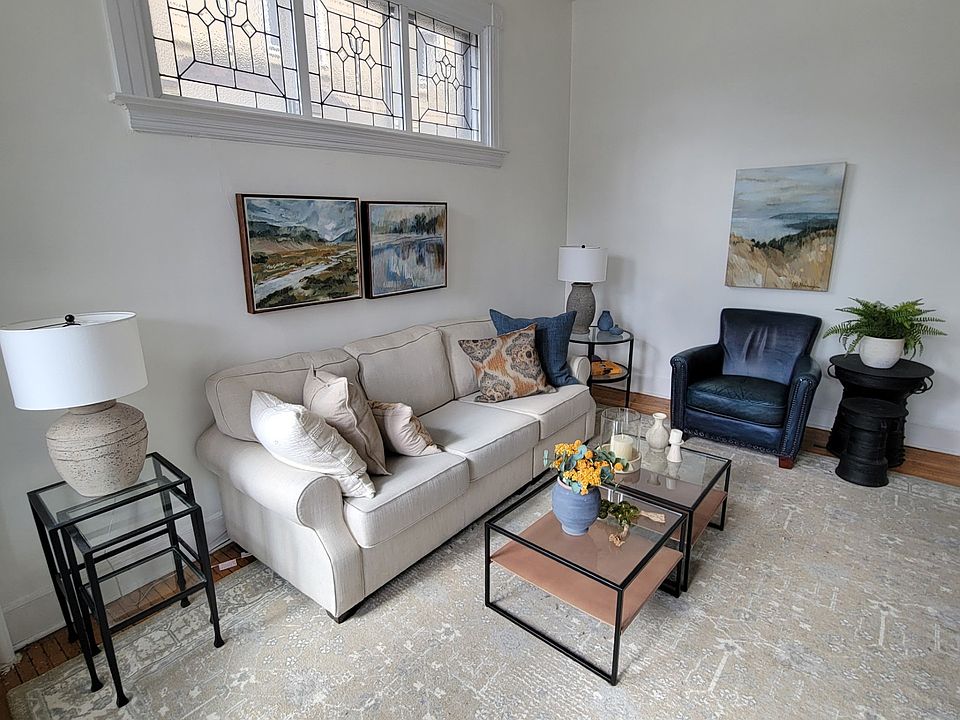 1st image of 801 Goodrich Ave #803