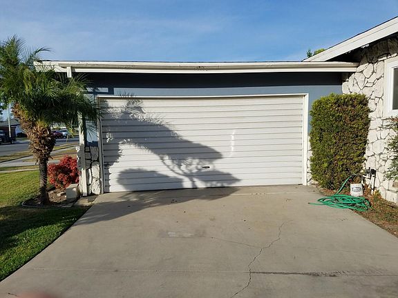 2-car garage