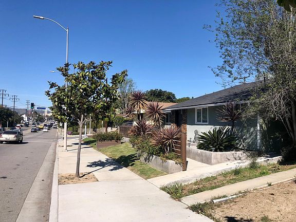 4th image of 2806 Overland Ave
