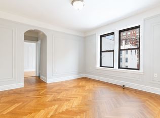 221 W 12th St #5G, New York, NY 10011