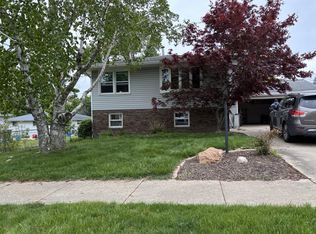 6811 N Rockvale Dr, Peoria, IL 61614