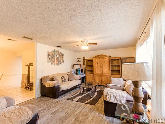 2nd image of 1214 Eddie Dr