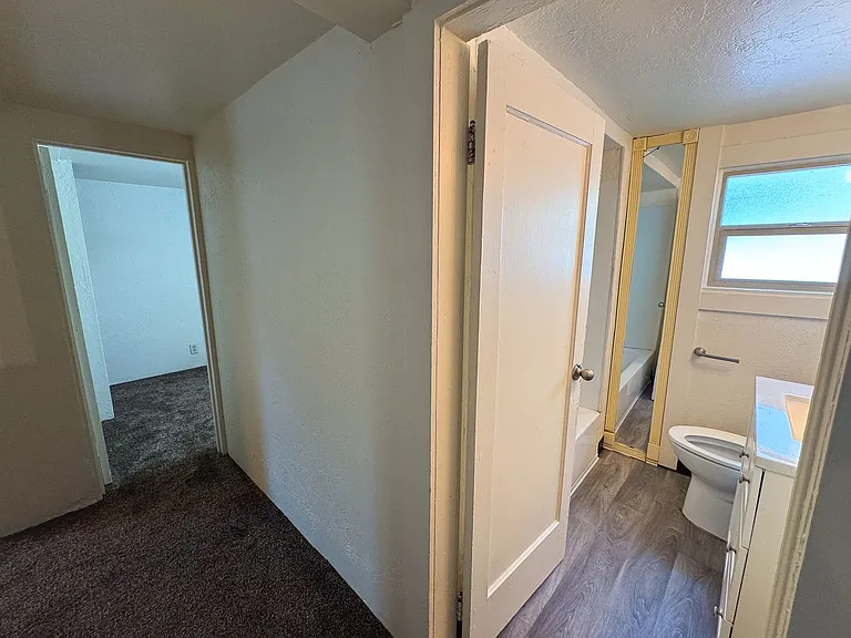 25 E 32nd Ave — Photo 17