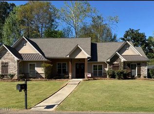 111 Suzie Blue Ct, Brandon, MS 39042