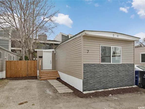 UNIT 7-321 Dunlop STREET, Saskatoon, SK S7N 2P7