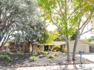 78 Stuart Ct, Los Altos, CA 94022