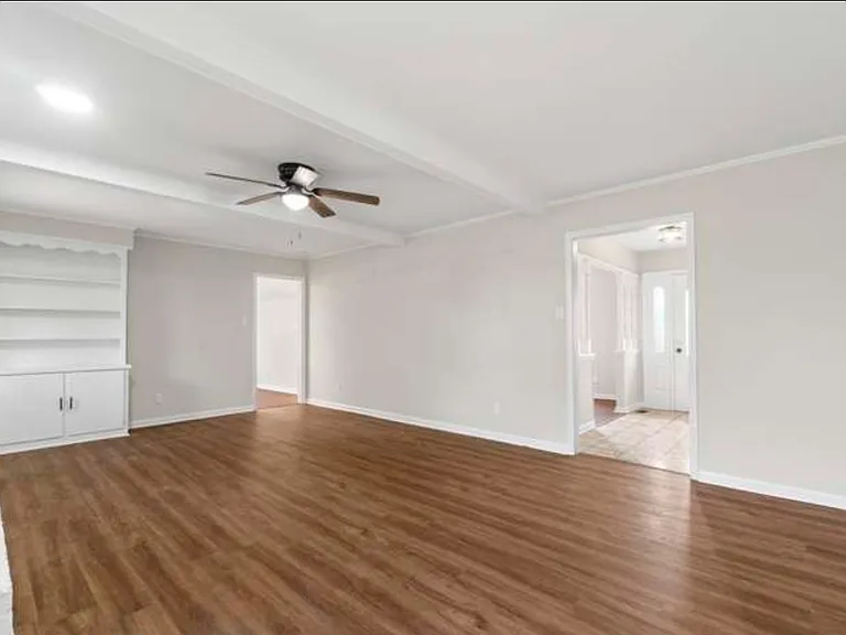 4417 Dawson Dr — Photo 12