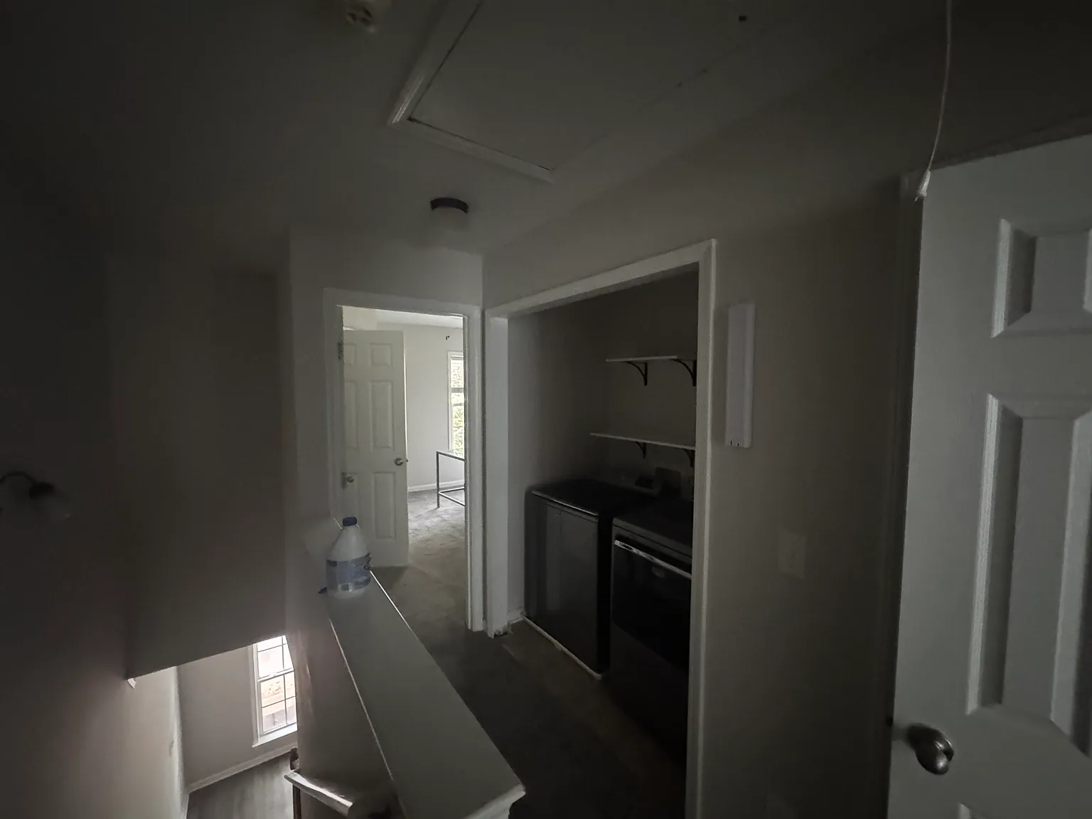 3 bed, 3.5 bath, 2500 sqft, $3,000 — Photo 1