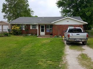 913 W Chatburn Pl, Stillwater, OK 74075