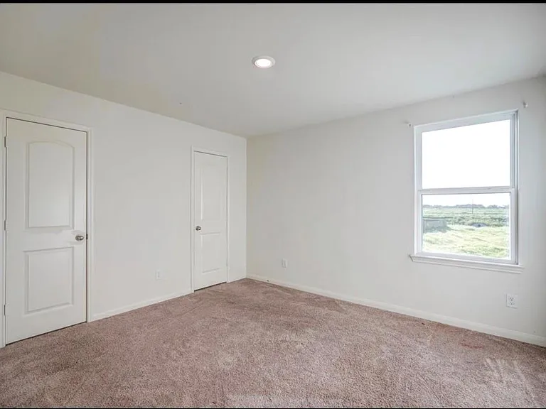 7943 Vacek Meadows Loop — Photo 19