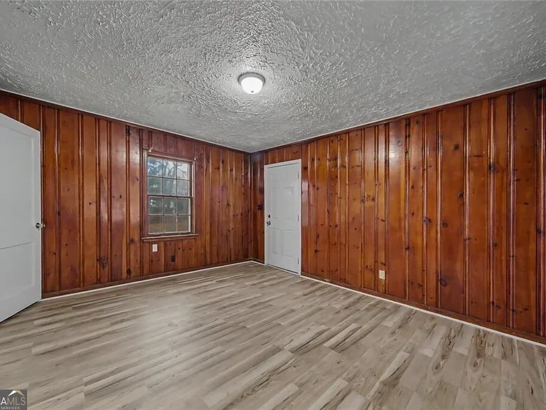 725 Matilda Pl N — Photo 16