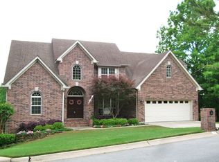 18 Wellington Woods Ct, Little Rock, AR 72211
