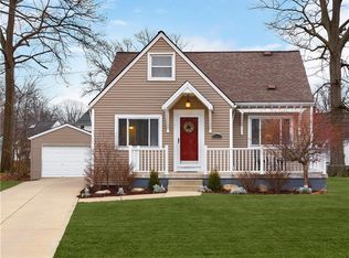 26412 Knickerbocker Rd, Bay Village, OH 44140