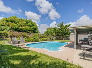 787 Carissa Dr, Royal Palm Beach, FL 33411