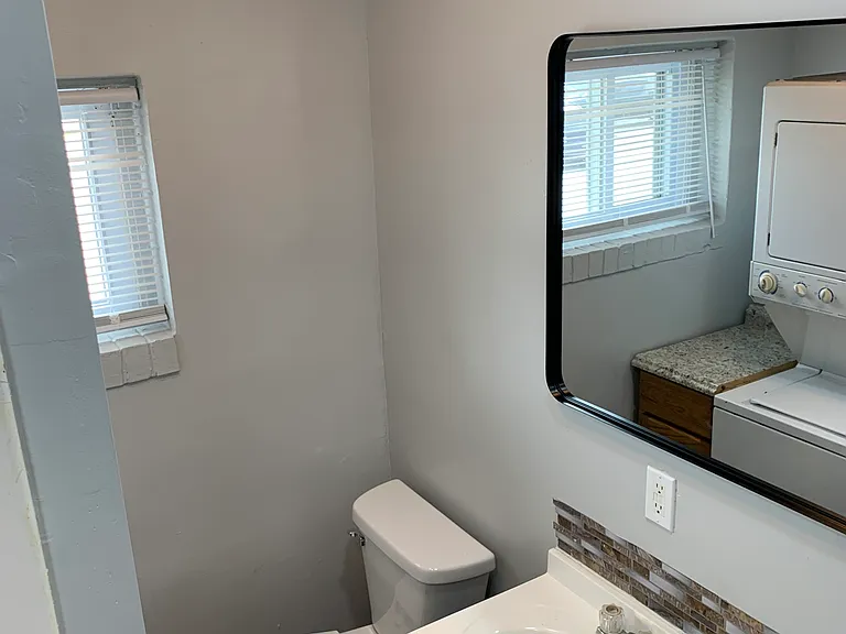 112 S Virginia St #A — Photo 3