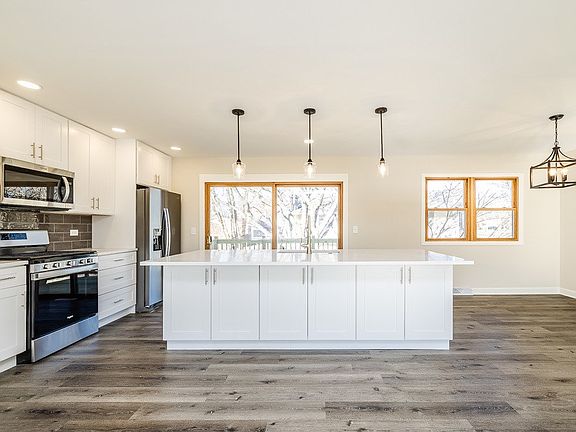 4th image of 6918 Glenn Ct