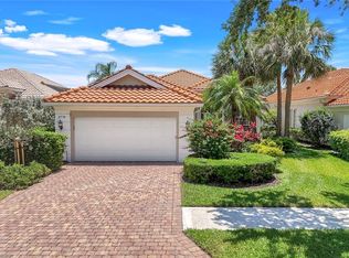 3774 Whidbey Way, Naples, FL 34119