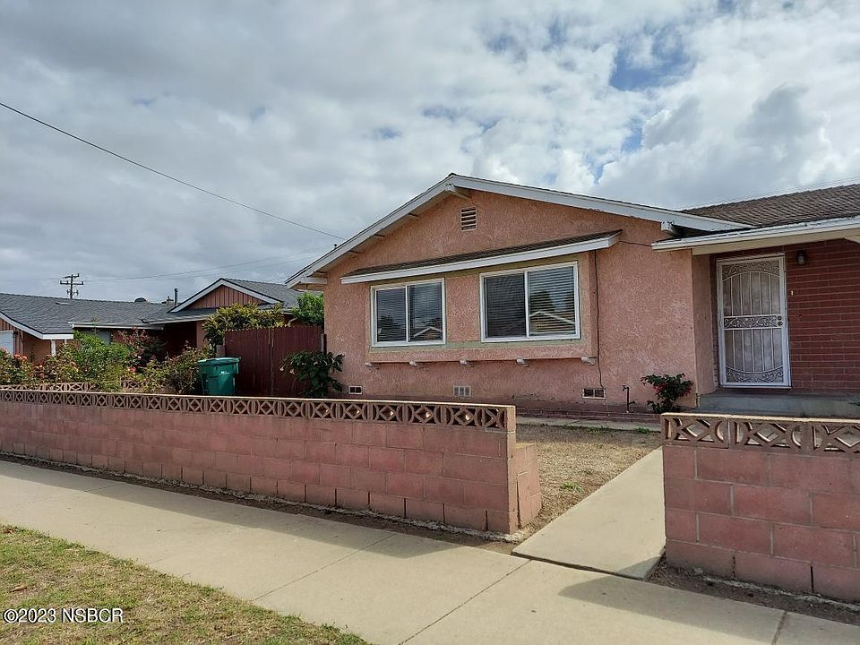 1st image of 2000 Sandalwood Dr