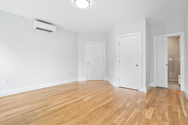 Rented by Compass | media 13