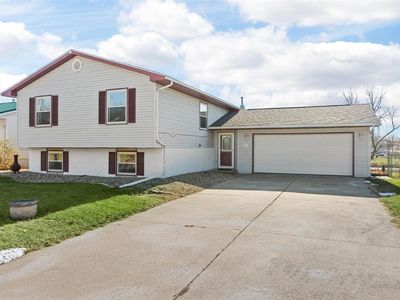 1821 Shawnee Ct NW, Cedar Rapids, IA, 52405