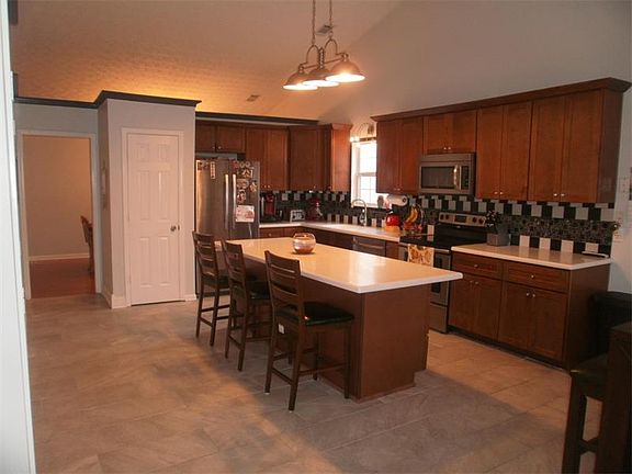 5th image of 2405 Fairmont Park Ct