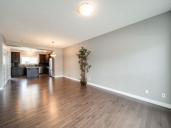 4th image of 3112 Paisley Rd SW