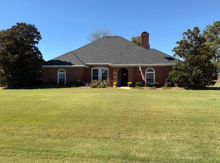 313 Lake Park Dr, Tupelo, MS 38801