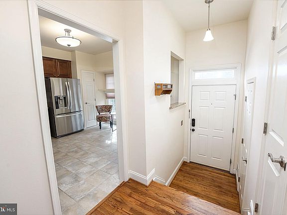 3rd image of 8124 Madrillon Springs Ln