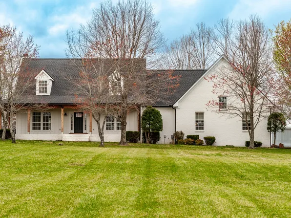 216 Lankford Ln, Gallatin, TN 37066