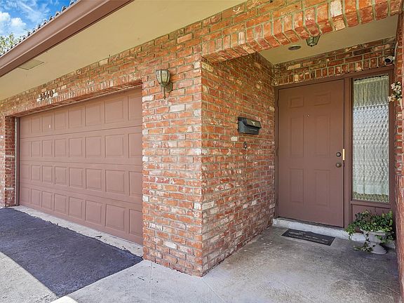 3rd image of 3660 NW 108th Drive