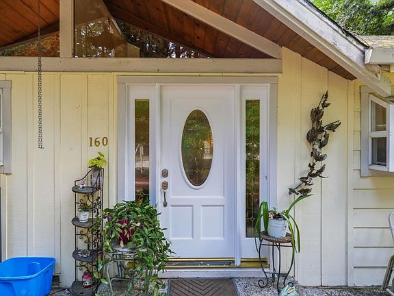 2nd image of 160 Nellie Ln