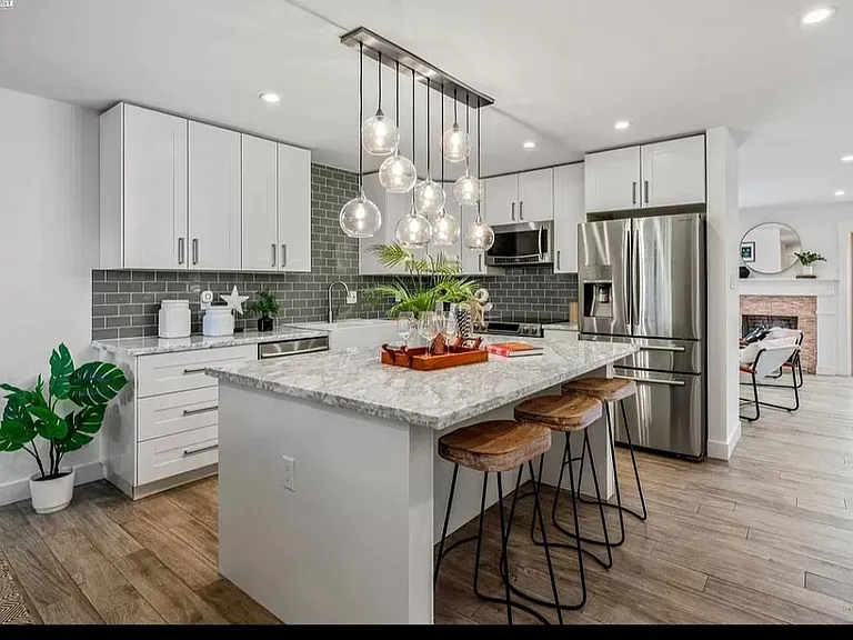 3161 Santa Cruz Ln — Photo 1